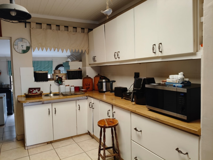 4 Bedroom Property for Sale in Aston Bay Eastern Cape